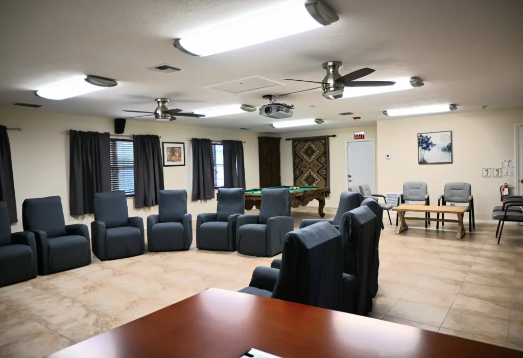 palm-city-wellness-group-counseling-room